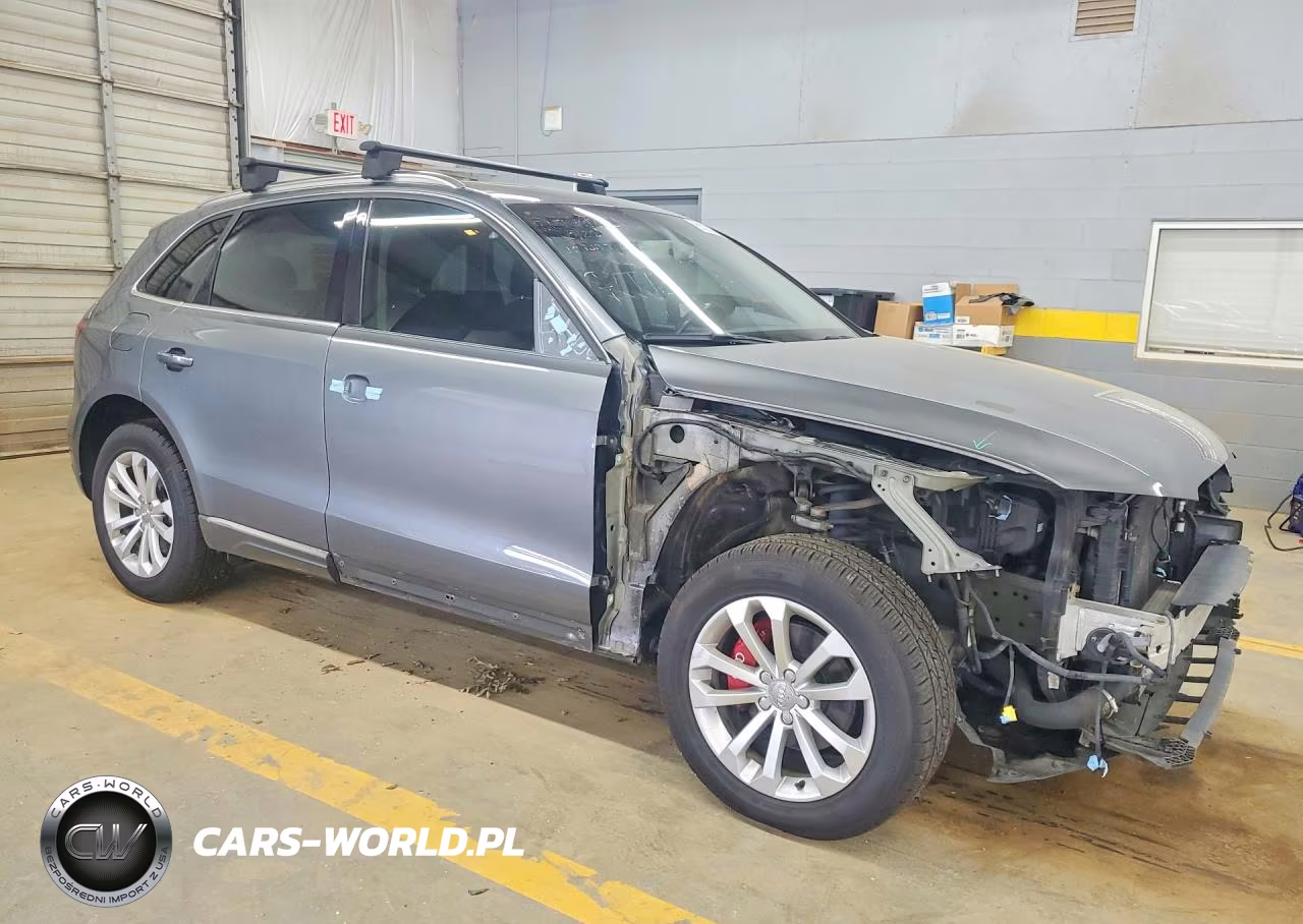 2016 Audi Q5 Premium Plus VIN:WA1L2AFP0GA082263 - 4