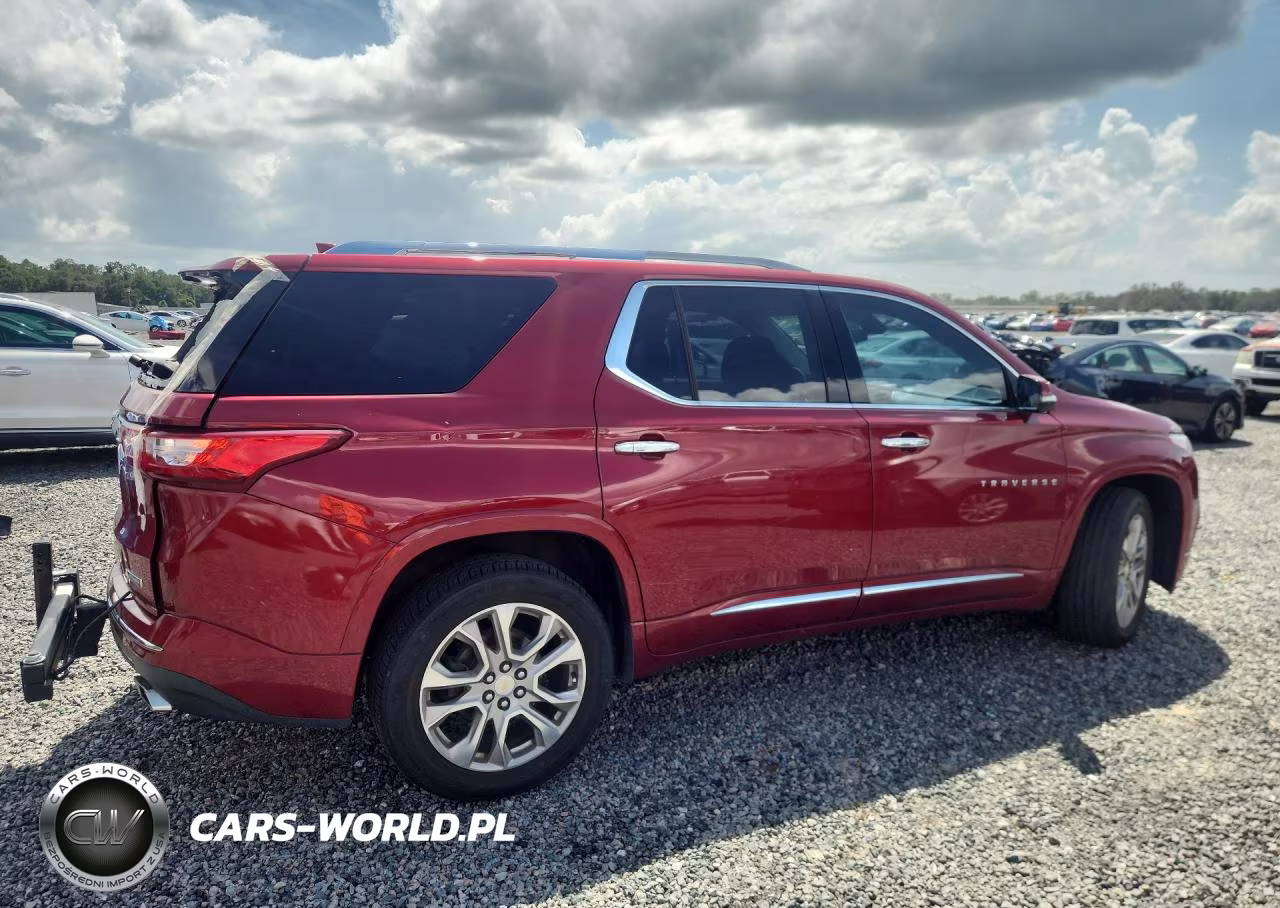 2018 Chevrolet Traverse Premier VIN:1GNERKKW5JJ253200 - 3