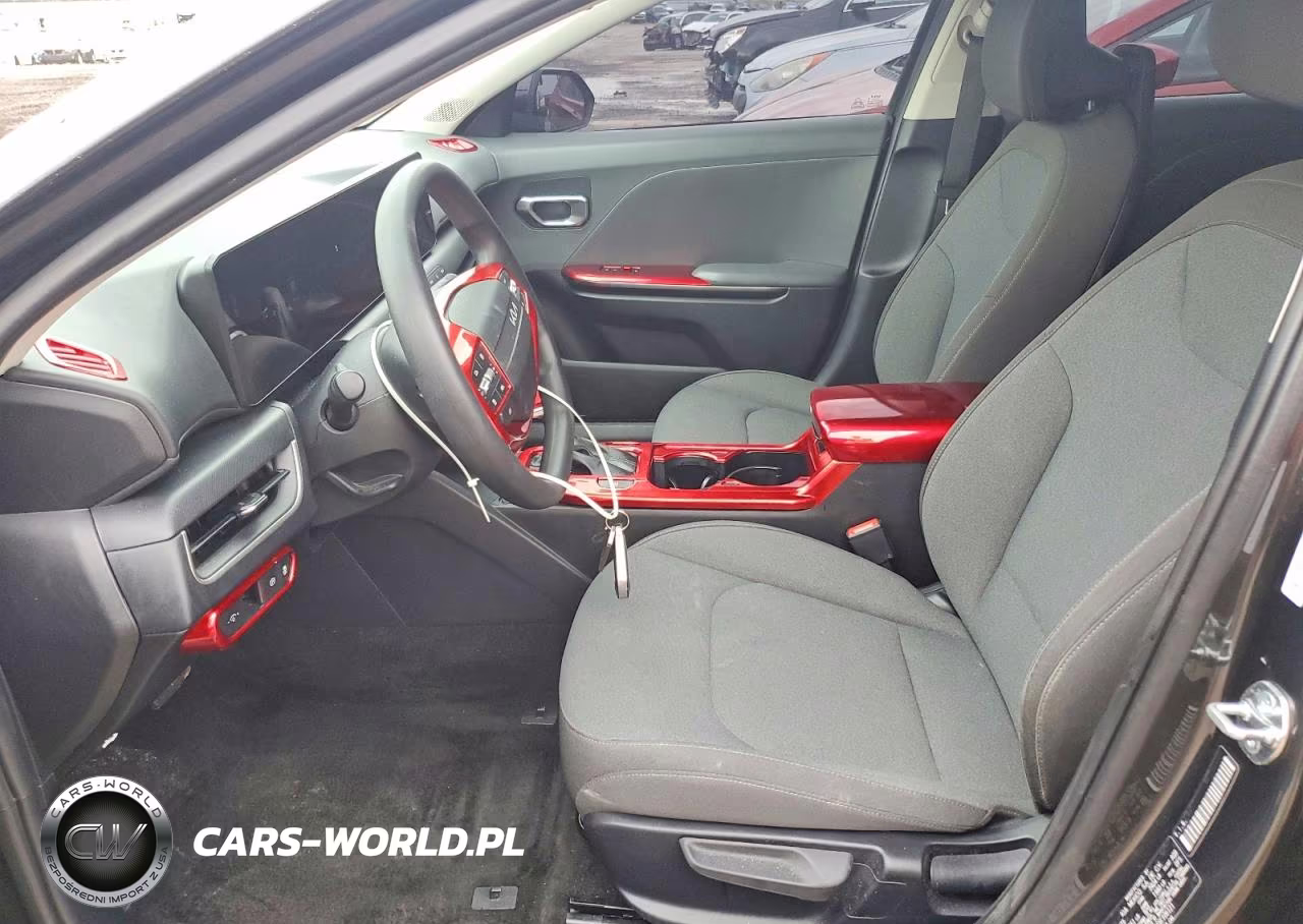 2025 Kia K4 Lxs VIN:3KPFT4DE2SE106121 - 7