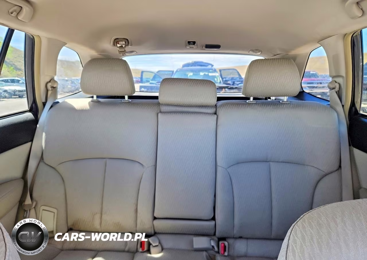 2012 Subaru Outback 2.5I Premium VIN:4S4BRBGC4C3214790 - 10