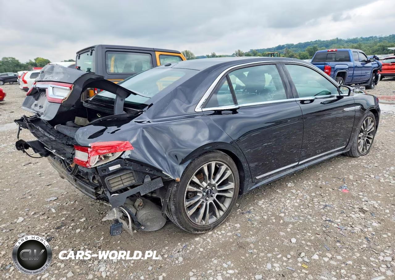 2017 Lincoln Continental Select VIN:1LN6L9SK4H5614743 - 3