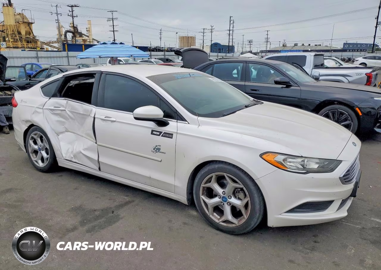 2017 Ford Fusion Se VIN:3FA6P0HD1HR299626 - 4