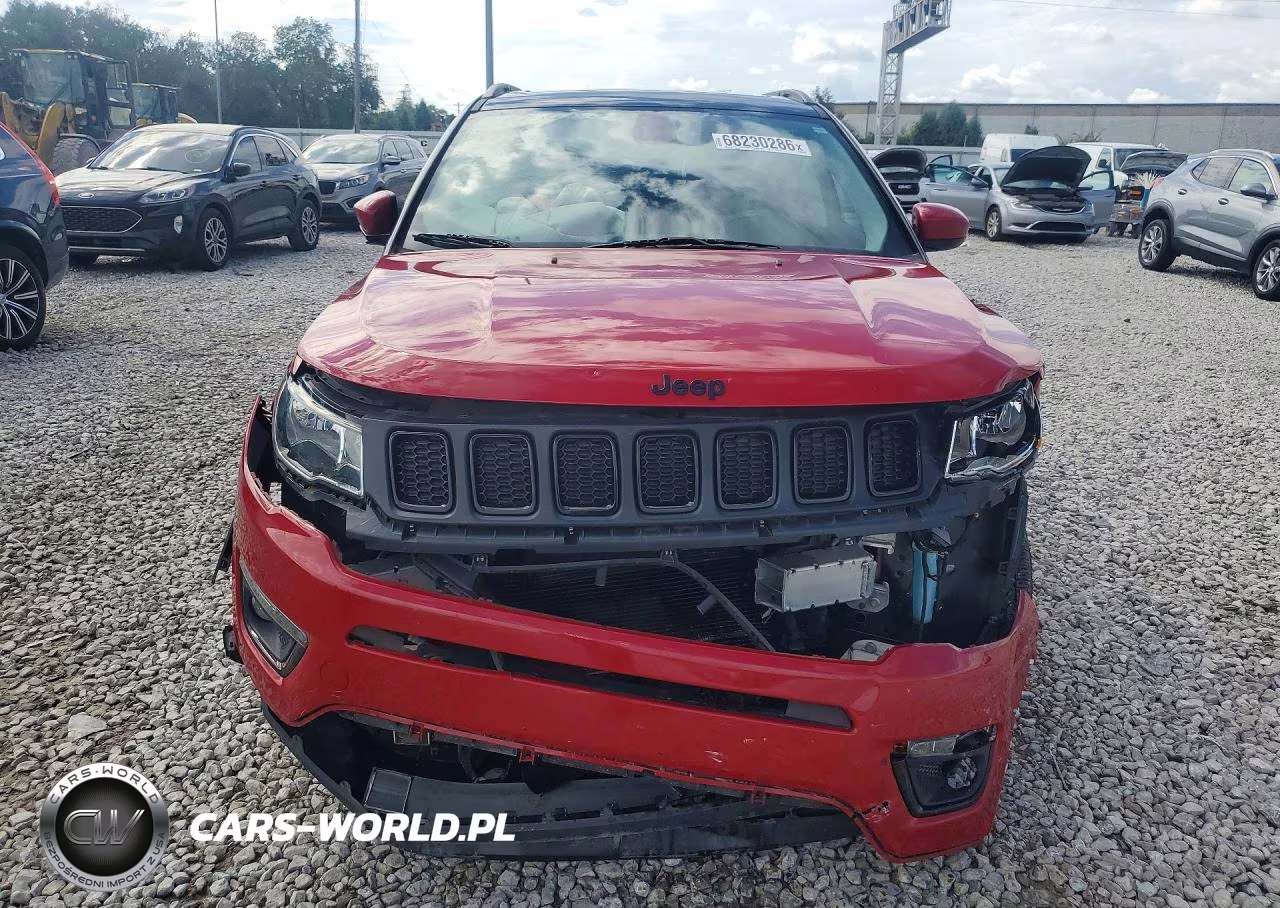 2019 Jeep Compass Latitude VIN:3C4NJDBB0KT602489 - 5