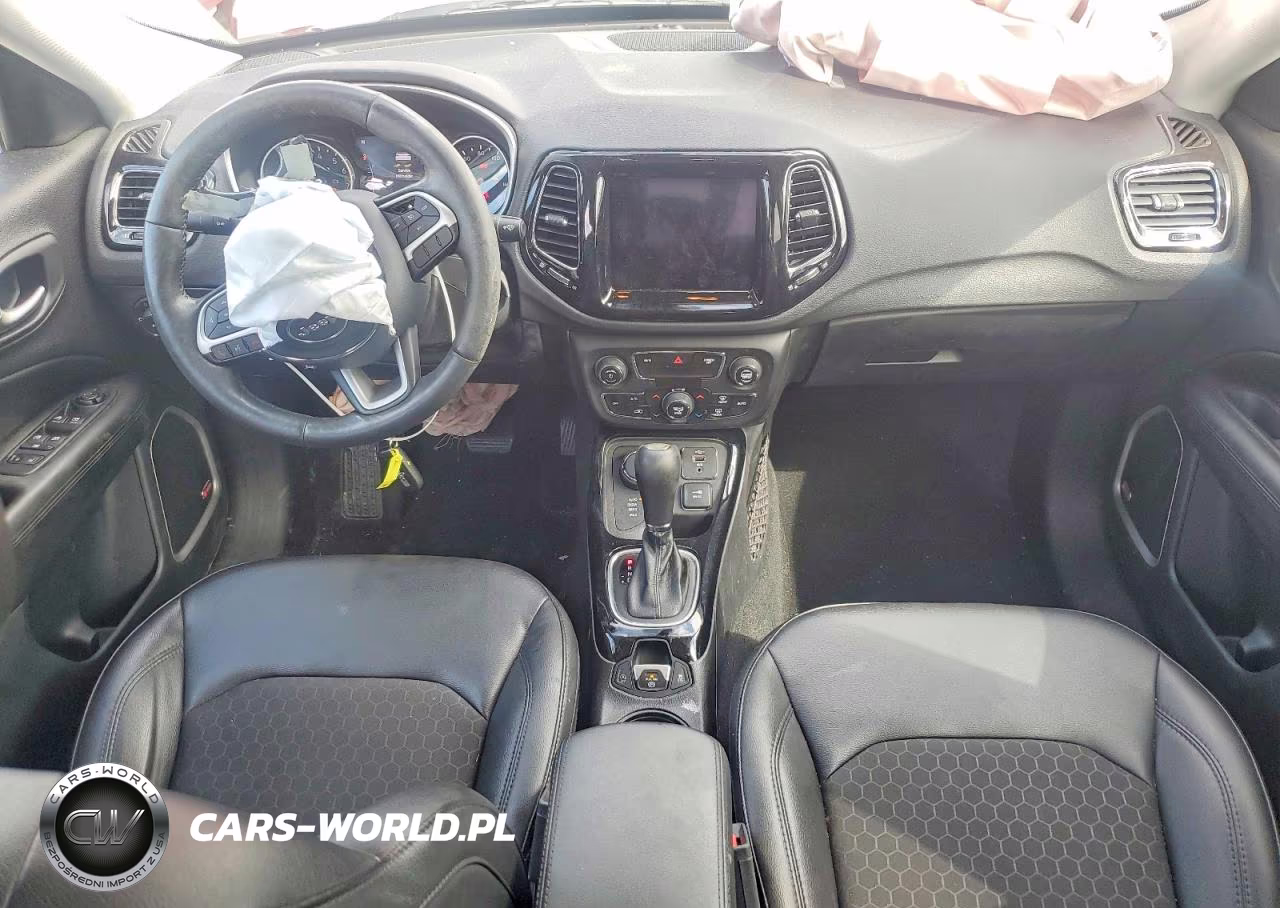 2019 Jeep Compass Latitude VIN:3C4NJDBB0KT602489 - 8