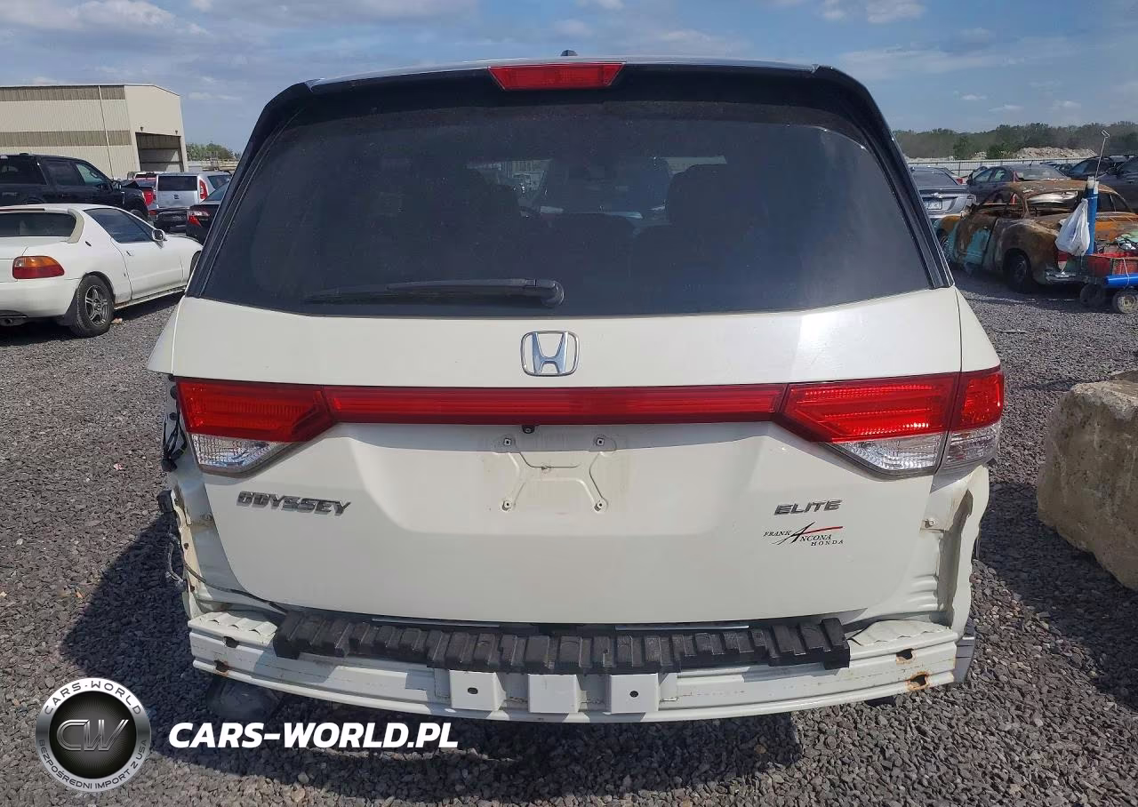 2015 Honda Odyssey Touring VIN:5FNRL5H92FB057647 - 6