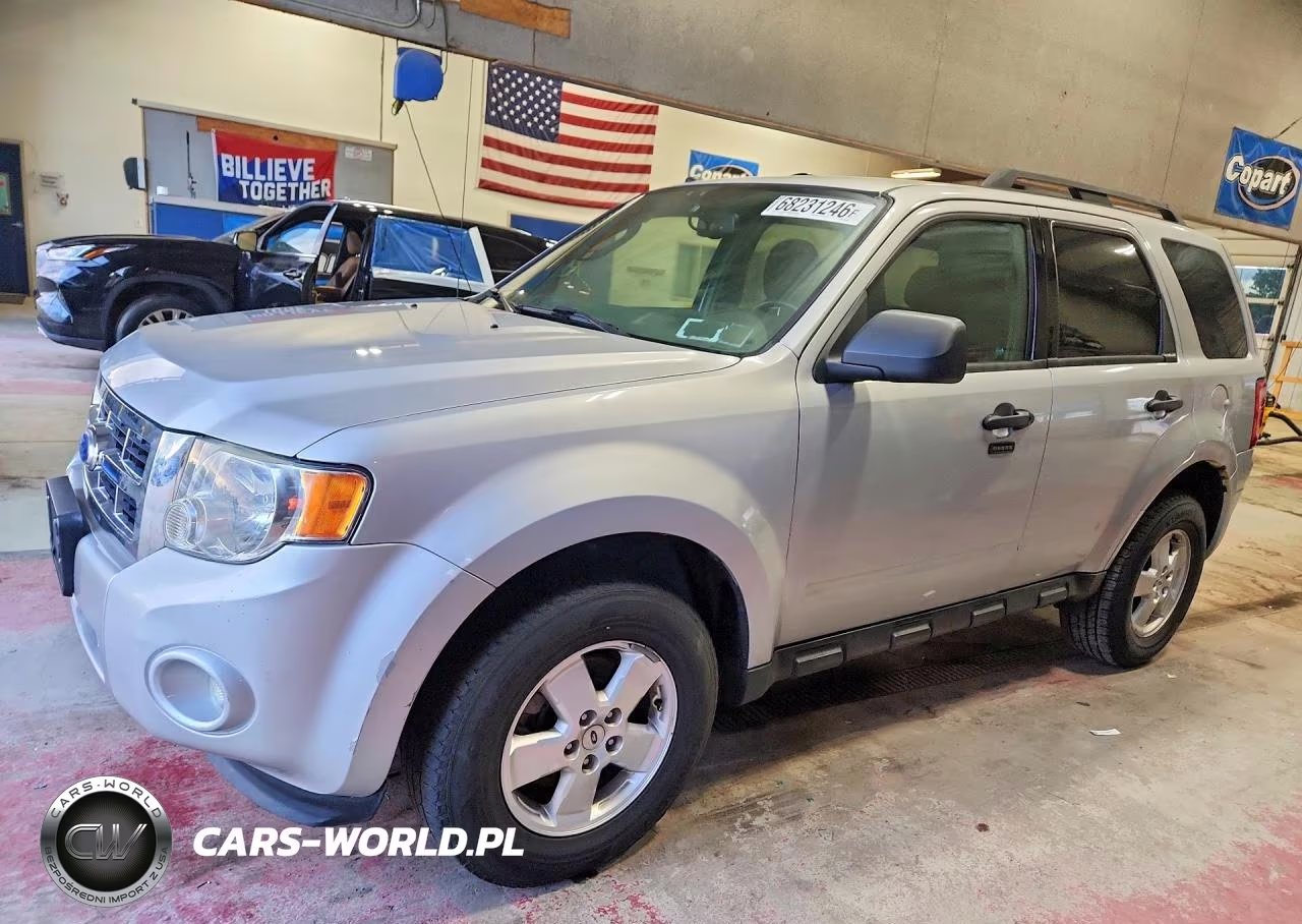2011 Ford Escape Xlt VIN:1FMCU9DGXBKC47008 - 1
