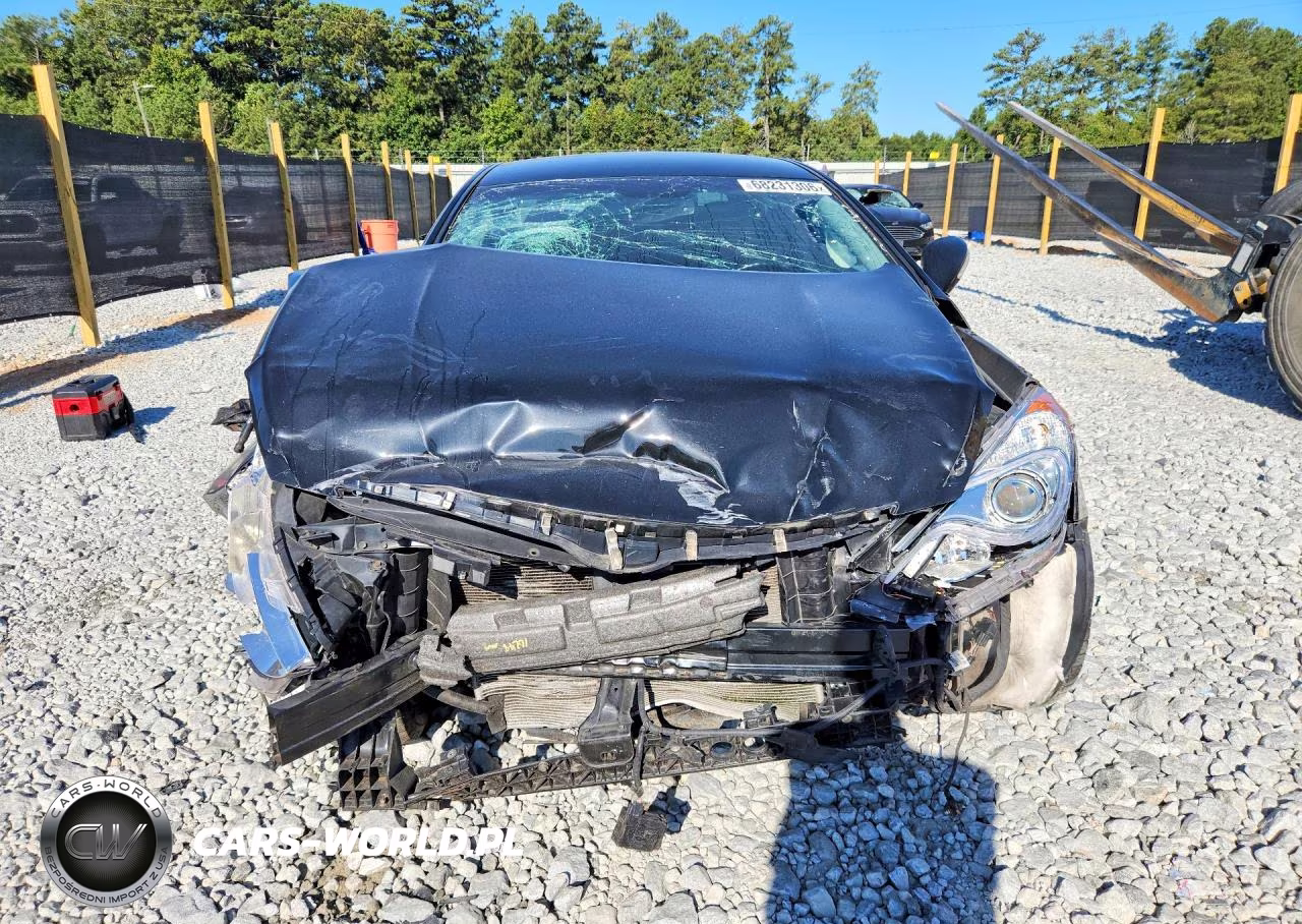 2015 Hyundai Sonata Hybrid Limited VIN:KMHEC4A4XFA132431 - 5
