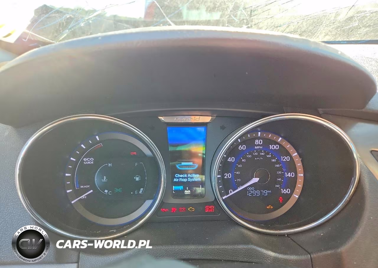 2015 Hyundai Sonata Hybrid Limited VIN:KMHEC4A4XFA132431 - 9