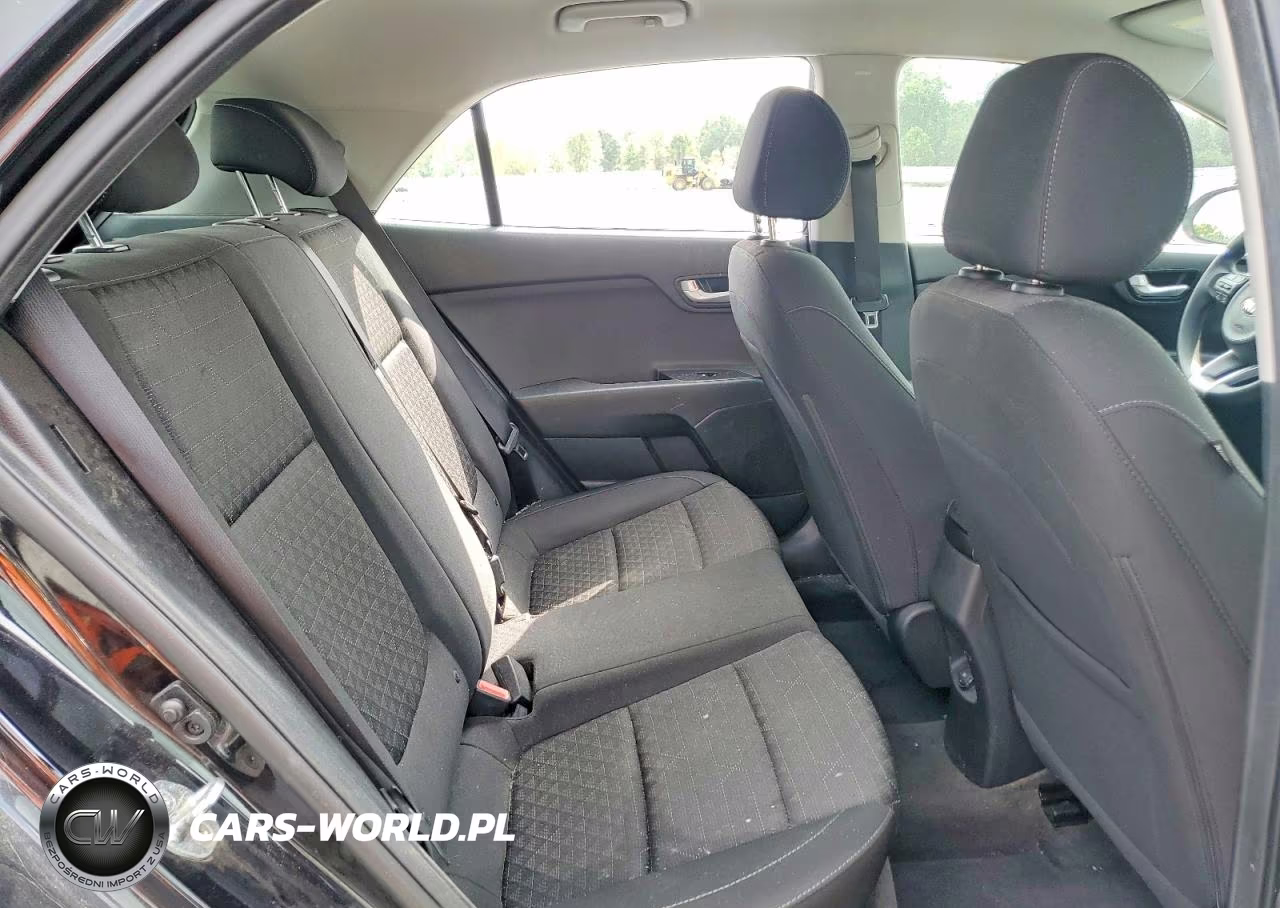 2018 Kia Rio 5-Door S VIN:3KPA25AB0JE065256 - 10