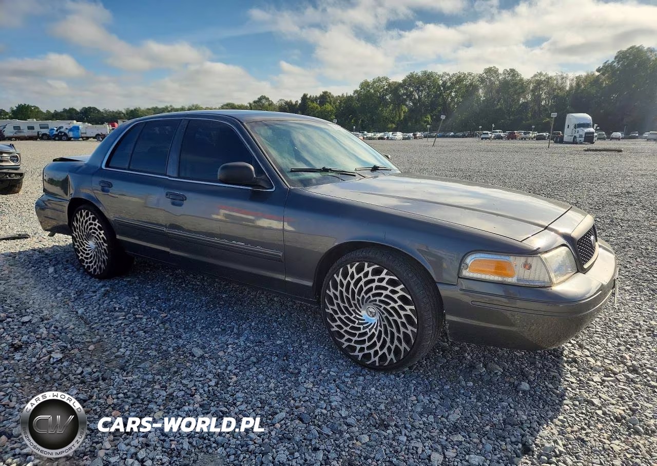 2011 Ford Crown Victoria Police Interceptor VIN:2FABP7BV7BX104257 - 4