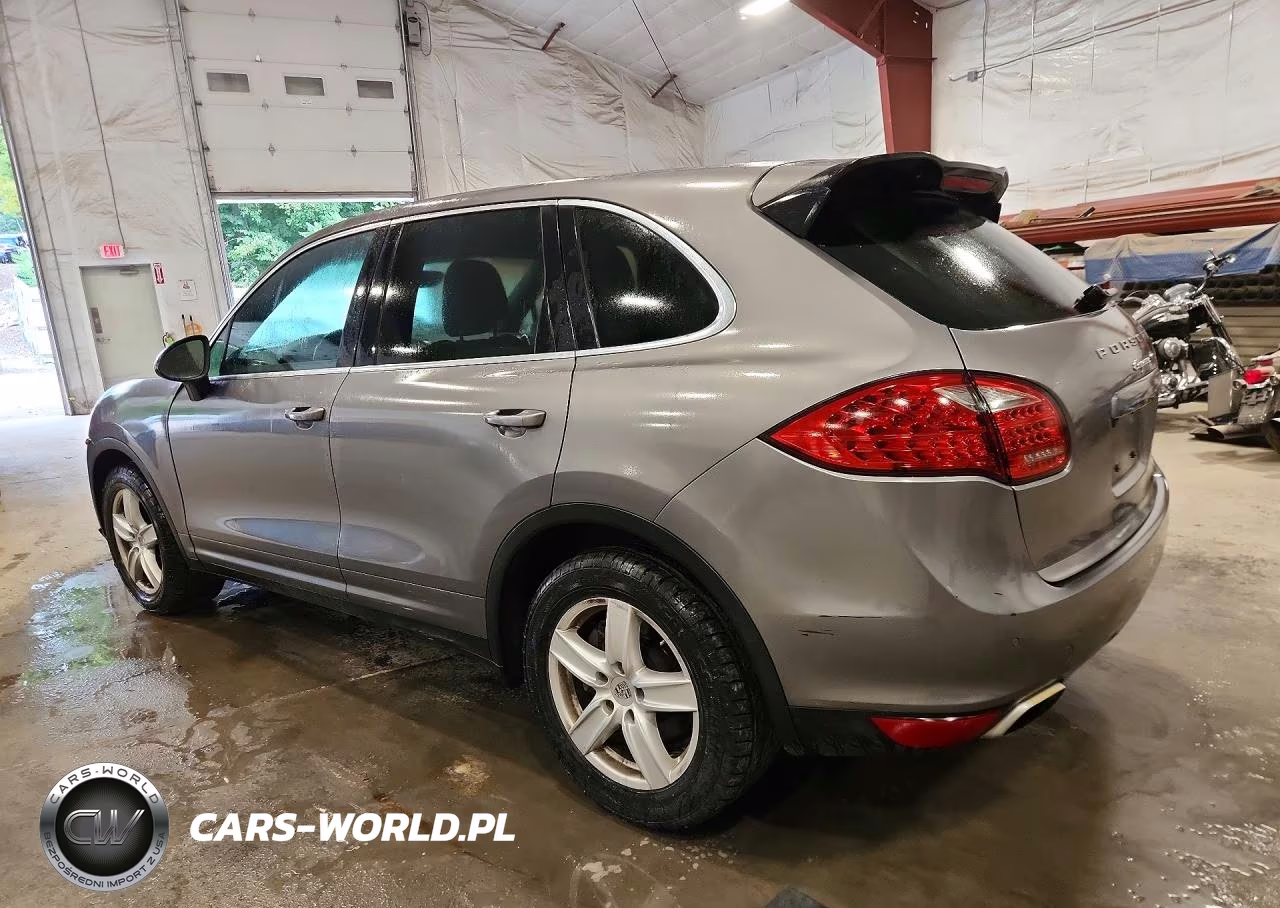 2012 Porsche Cayenne VIN:WP1AA2A20CLA06895 - 2