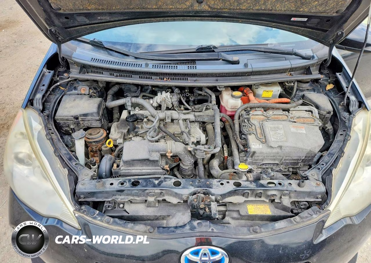2012 Toyota Prius C Four VIN:JTDKDTB31C1024151 - 11
