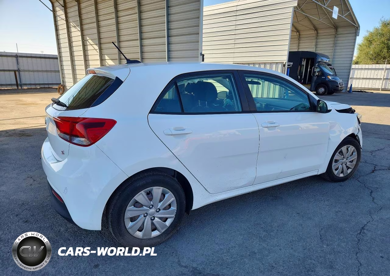 2020 Kia Rio 5-Door S VIN:3KPA25AD1LE313616 - 3