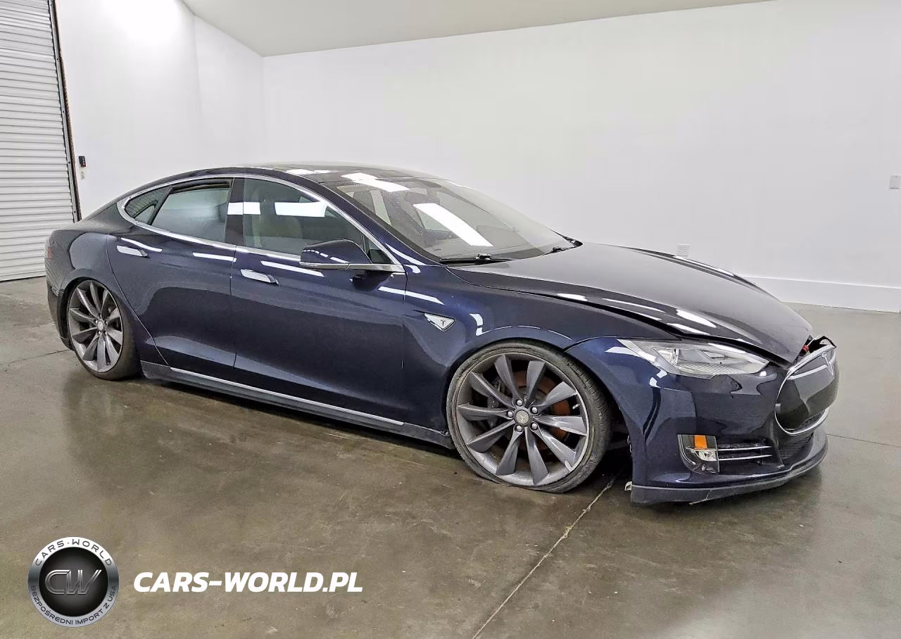 2014 Tesla Model S VIN:5YJSA1H17EFP39559 - 4