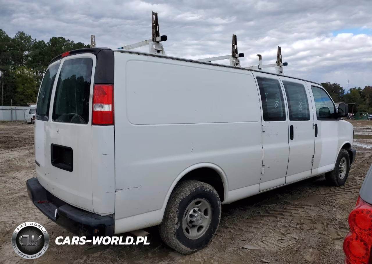 2017 Chevrolet Express G2500 VIN:1GCWGBFF0H1116527 - 3