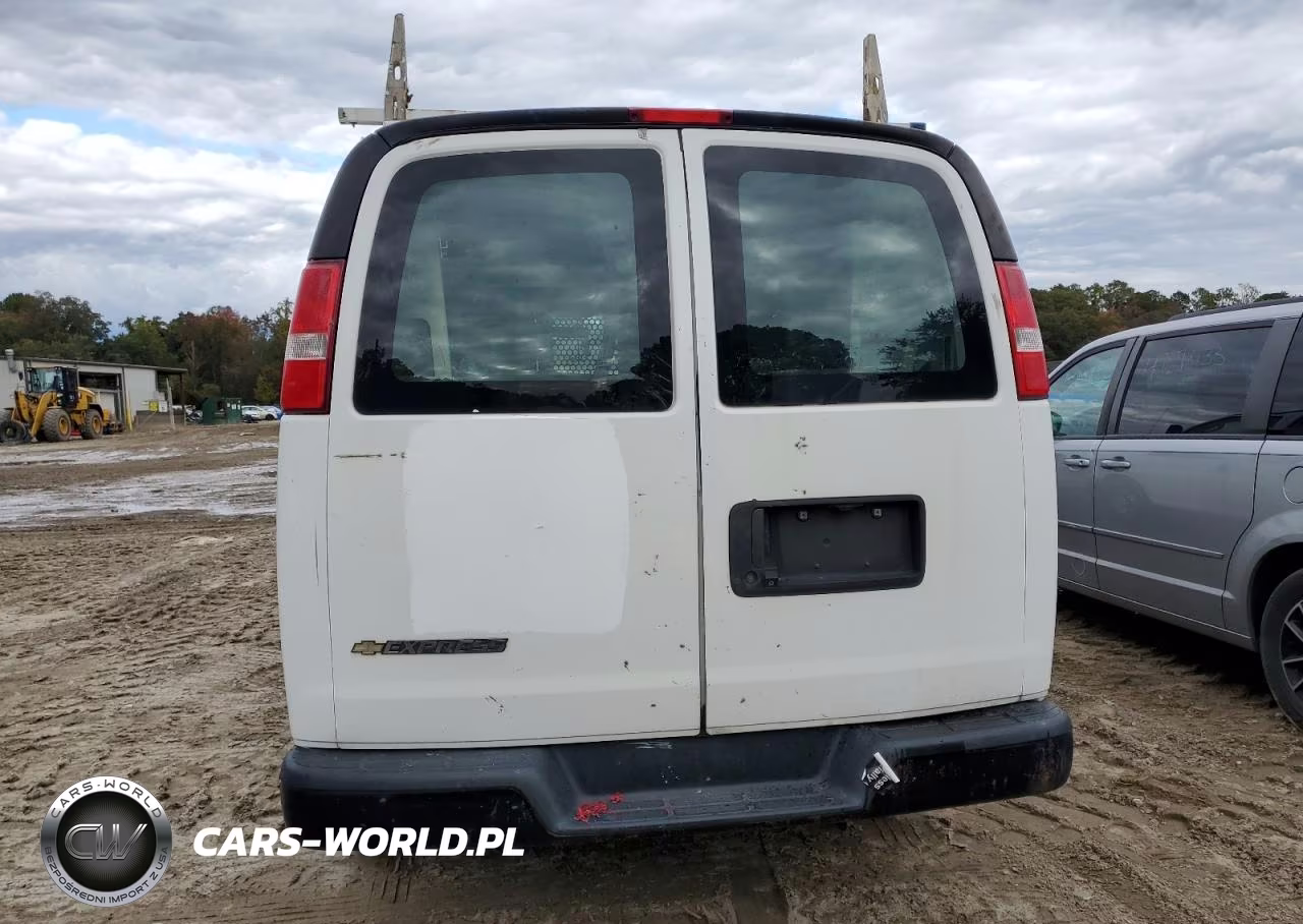 2017 Chevrolet Express G2500 VIN:1GCWGBFF0H1116527 - 6