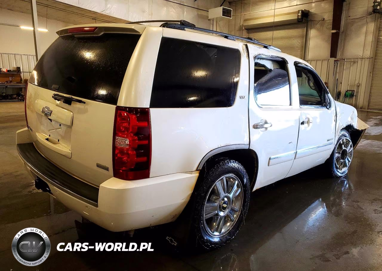 2010 Chevrolet Tahoe K1500 Ltz VIN:1GNUKCE08AR278381 - 3