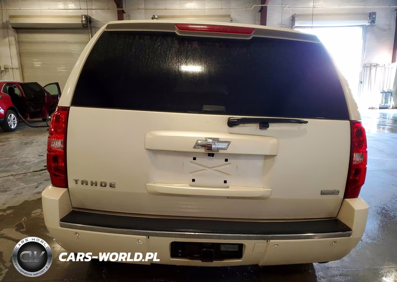 2010 Chevrolet Tahoe K1500 Ltz VIN:1GNUKCE08AR278381 - 6
