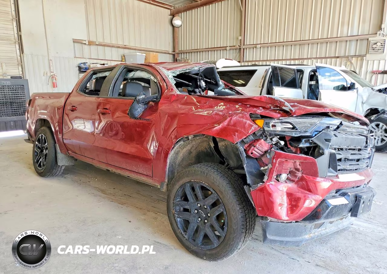 2025 Chevrolet Colorado Z71 VIN:1GCPTDEK1S1150302 - 4