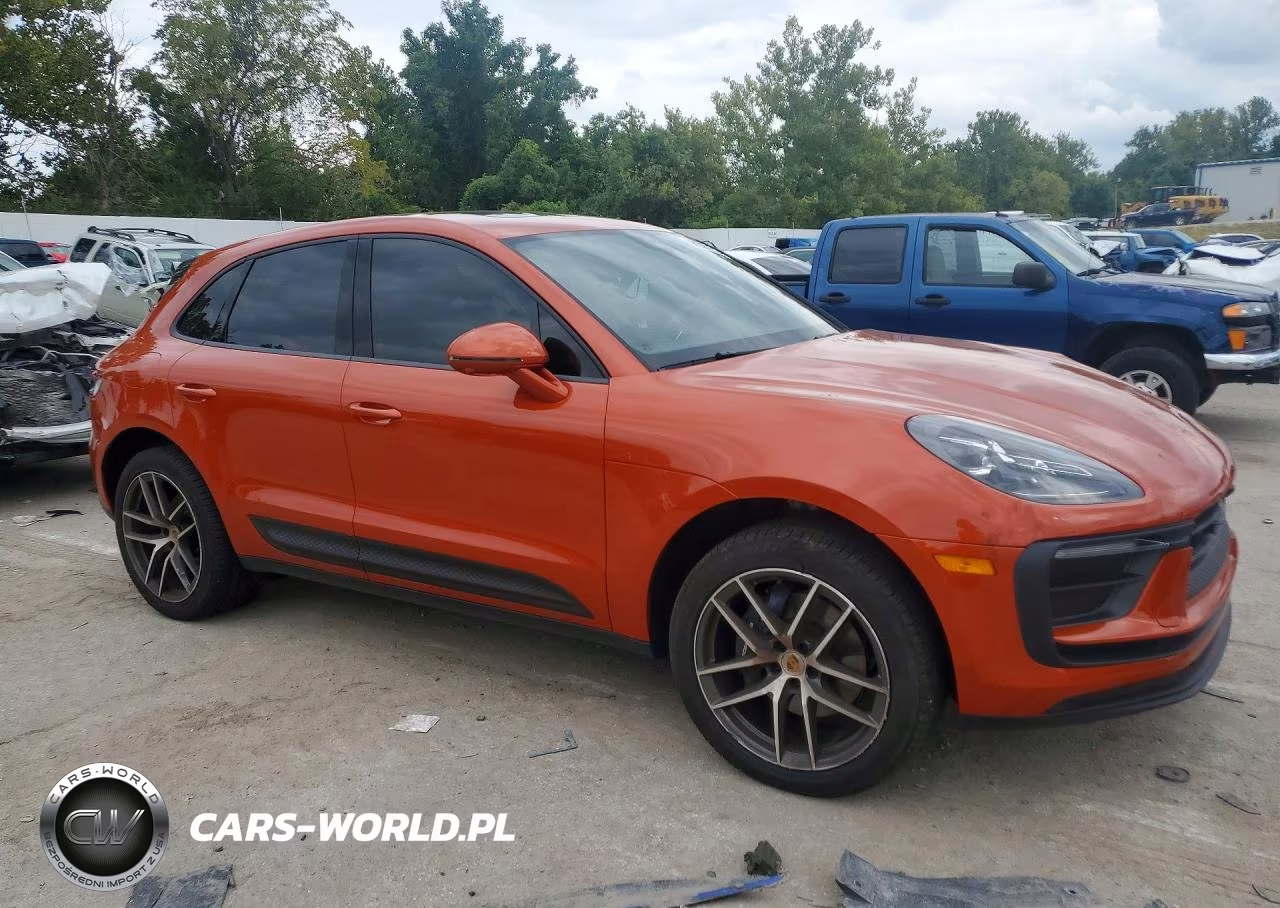 2025 Porsche Macan Base VIN:WP1AA2A59SLB06373 - 4