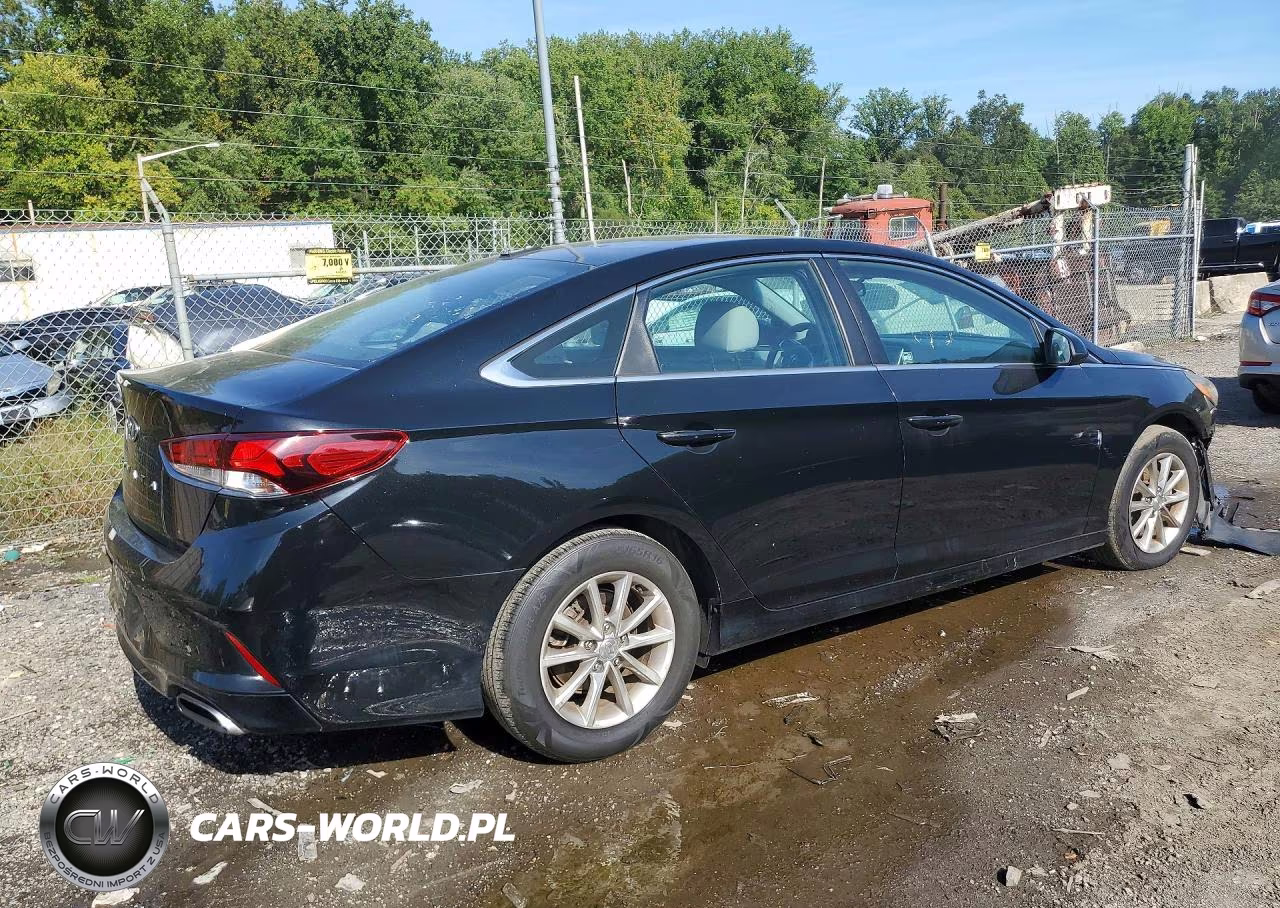 2018 Hyundai Sonata Se VIN:5NPE24AF1JH660529 - 3