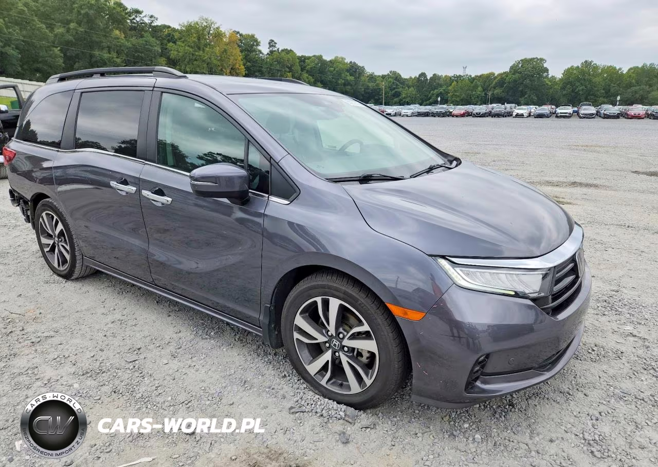 2021 Honda Odyssey Touring VIN:5FNRL6H82MB030443 - 4
