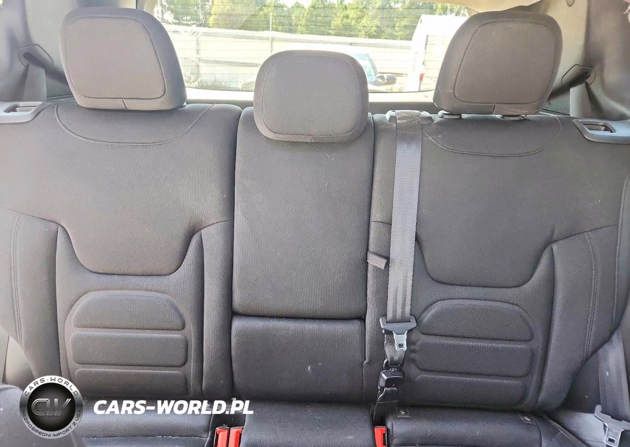 2017 Jeep Renegade Latitude VIN:ZACCJBBB4HPF02813 - 10