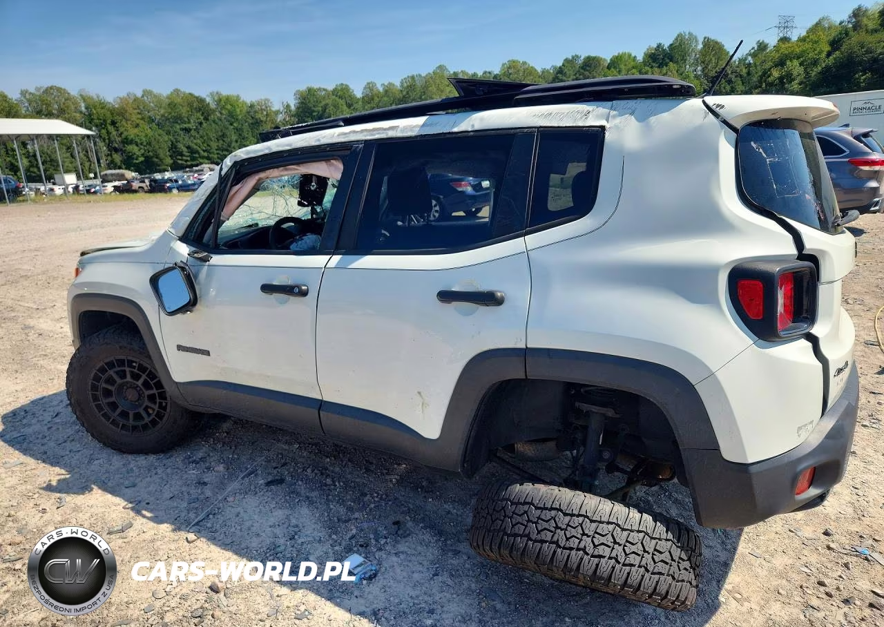 2017 Jeep Renegade Latitude VIN:ZACCJBBB4HPF02813 - 2