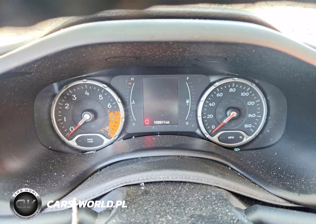 2017 Jeep Renegade Latitude VIN:ZACCJBBB4HPF02813 - 9