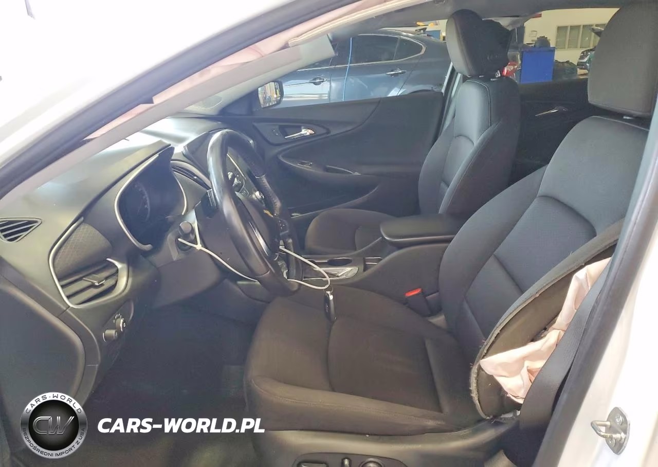 2021 Chevrolet Malibu Rs VIN:1G1ZG5ST5MF045356 - 7