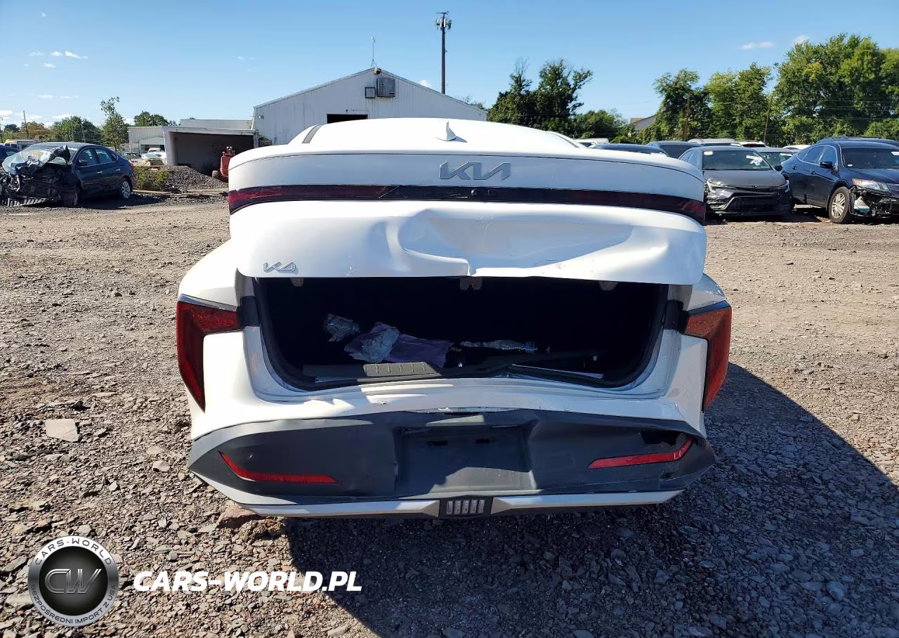 2025 Kia K4 Lxs VIN:3KPFT4DE6SE139879 - 6