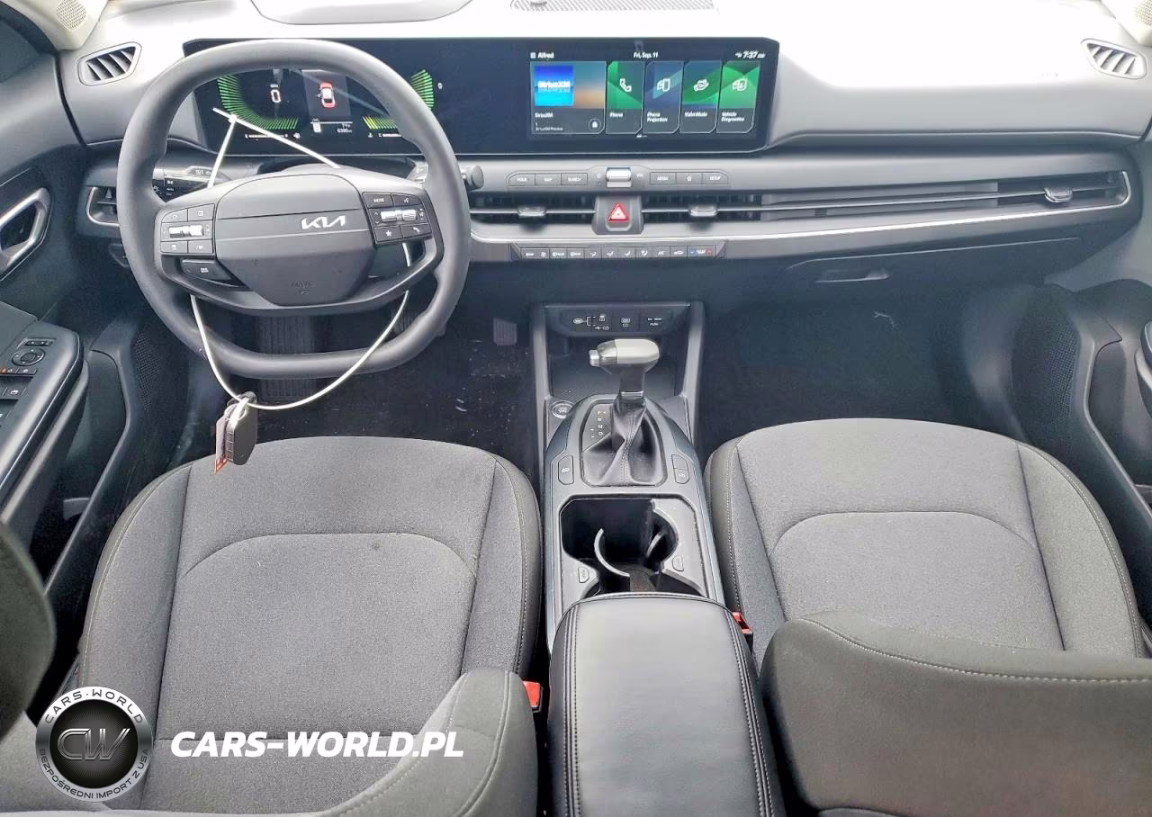 2025 Kia K4 Lxs VIN:3KPFT4DE6SE139879 - 8