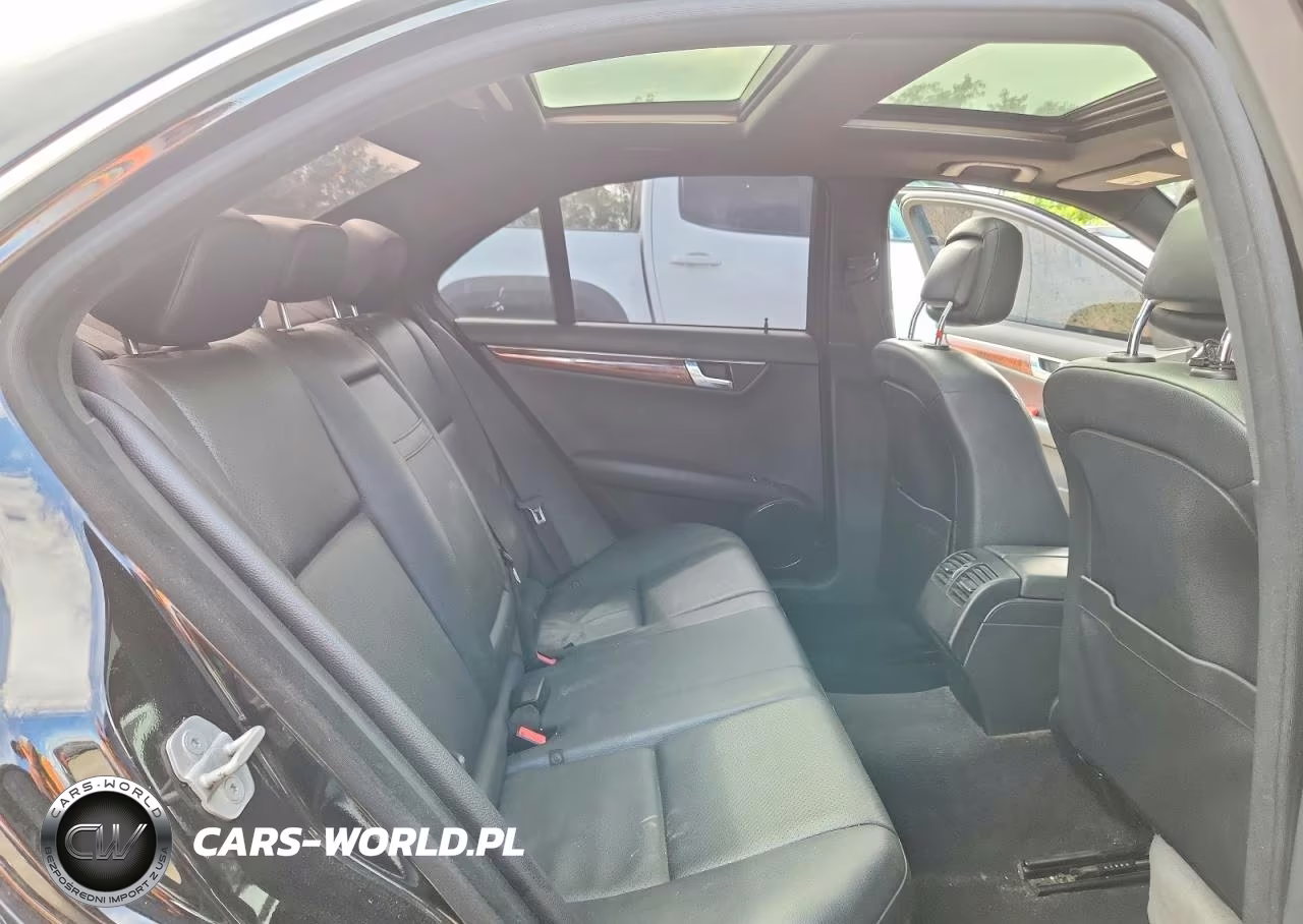 2011 Mercedes-Benz C 300 4Matic VIN:WDDGF8BB6BR150659 - 10