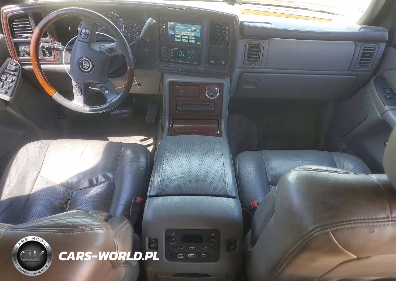 2005 Cadillac Escalade Luxury VIN:1GYEC63T45R118605 - 8
