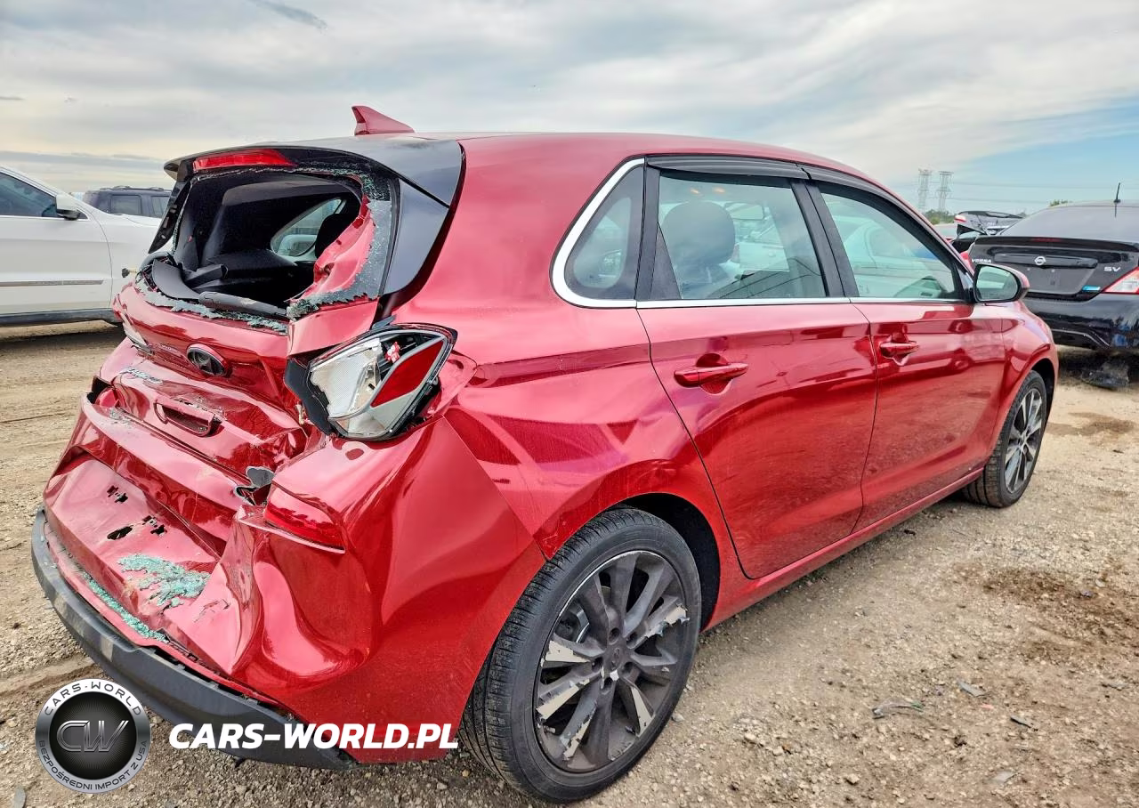 2018 Hyundai Elantra Gt Base VIN:KMHH35LE9JU079219 - 3