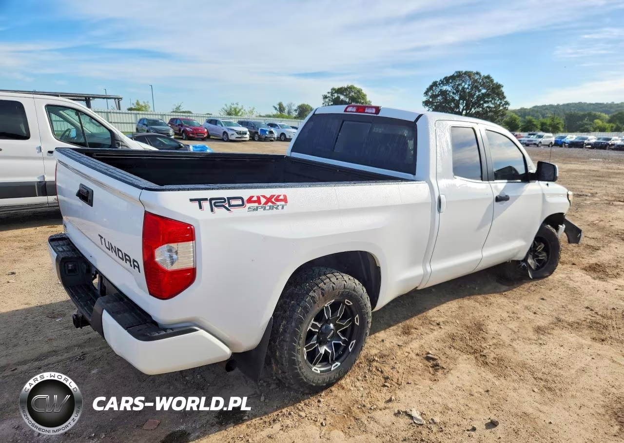 2018 Toyota Tundra Sr5 VIN:5TFUW5F16JX749374 - 3