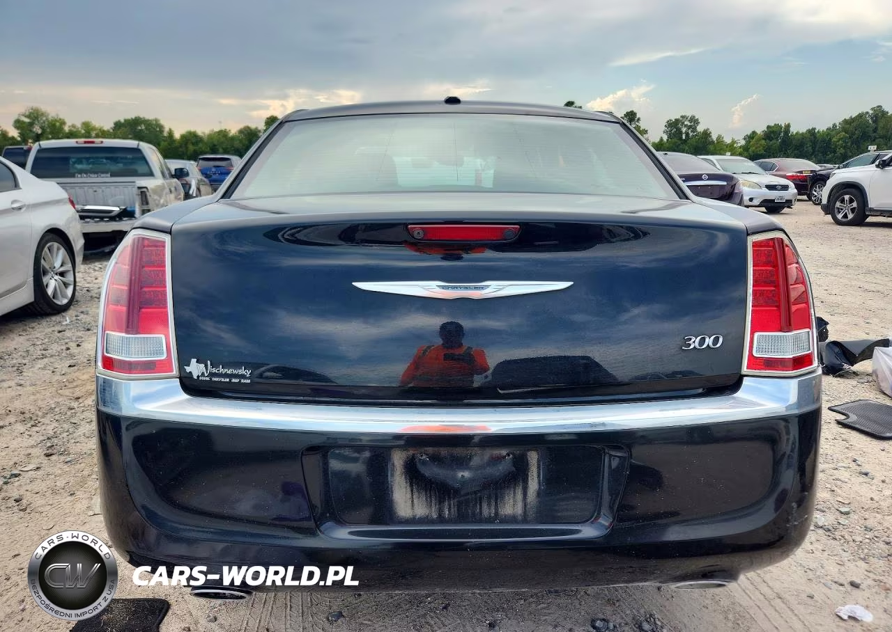 2011 Chrysler 300 Limited VIN:2C3CA5CG8BH536066 - 6
