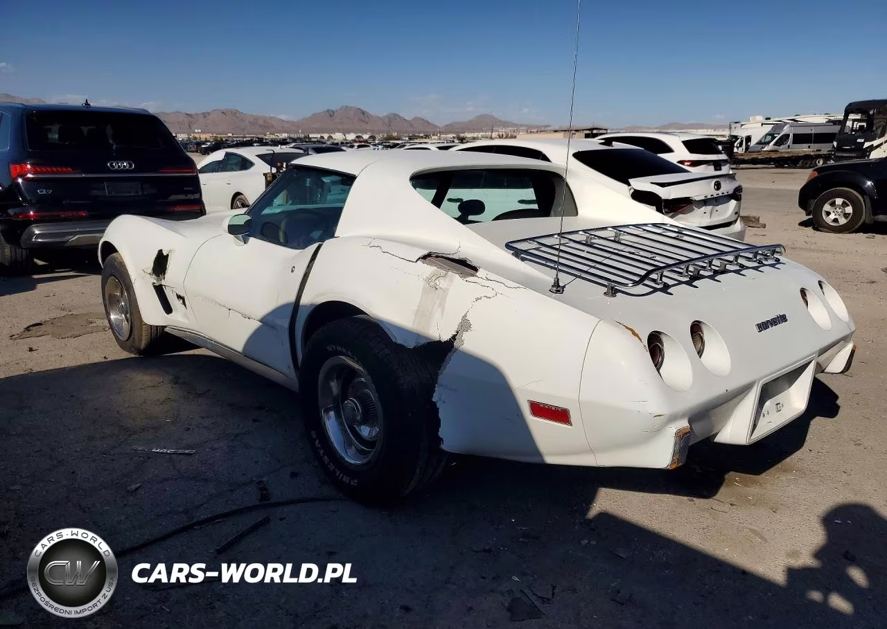 1977 Chevrolet Corvette VIN:1Z37L7S435772 - 2