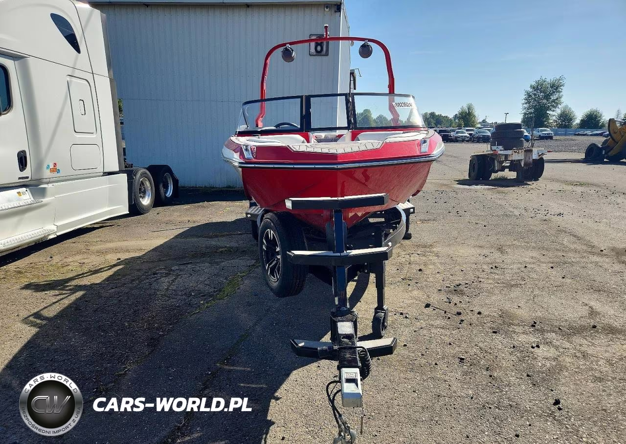 2021 Nautique Super Air Boat VIN:CTC18203A121 - 10