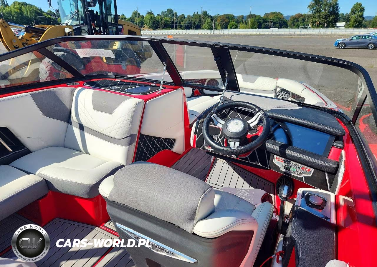 2021 Nautique Super Air Boat VIN:CTC18203A121 - 5