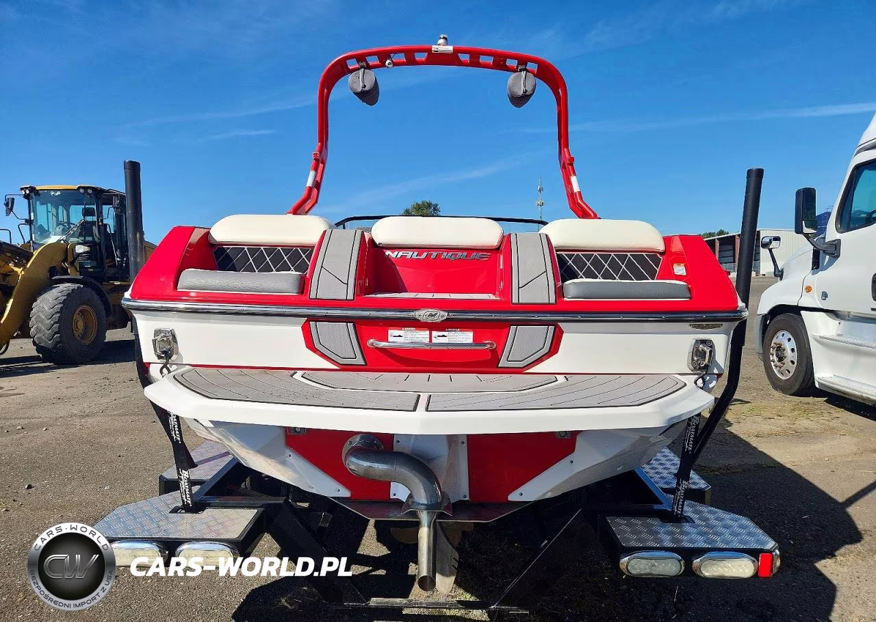 2021 Nautique Super Air Boat VIN:CTC18203A121 - 9
