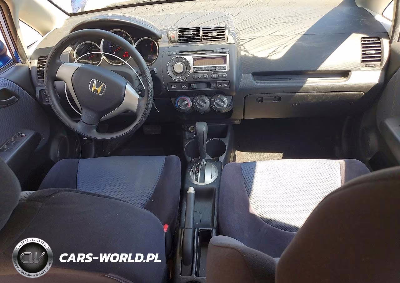 2007 Honda Fit VIN:JHMGD38417S006821 - 8