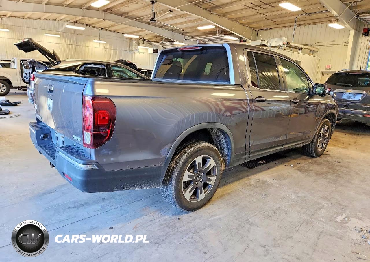 2017 Honda Ridgeline Rtl VIN:5FPYK3F66HB003967 - 3