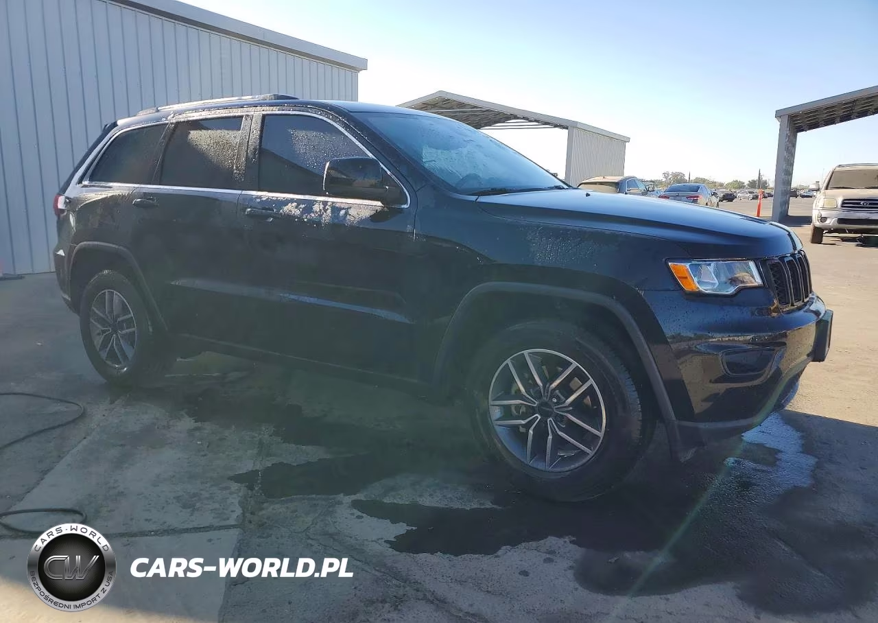2019 Jeep Grand Cherokee Laredo VIN:1C4RJEAGXKC832928 - 4