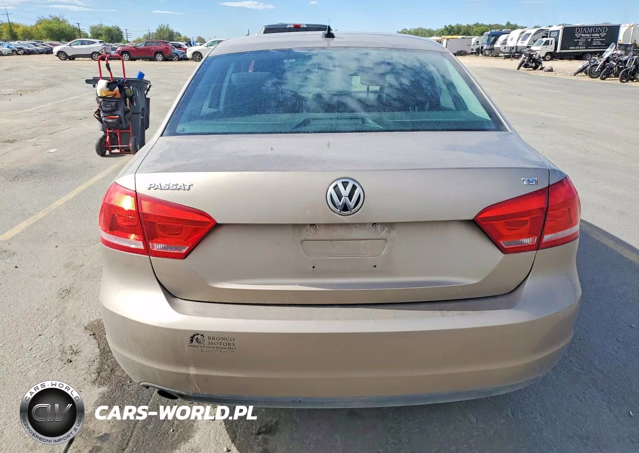 2015 Volkswagen Passat S VIN:1VWAT7A38FC046855 - 6