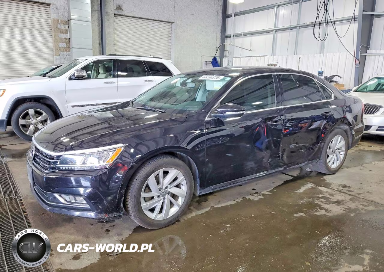 2018 Volkswagen Passat Se VIN:1VWBA7A38JC032893 - 1