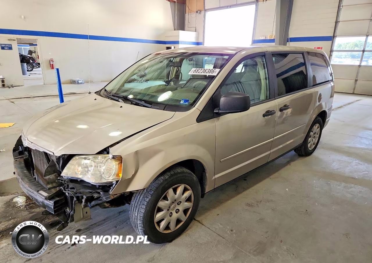 2008 Chrysler Town & Country Lx VIN:2A8HR44H28R707935 - 1