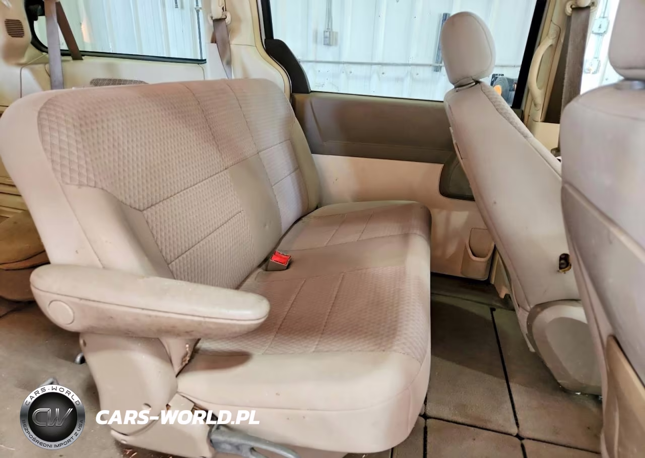 2008 Chrysler Town & Country Lx VIN:2A8HR44H28R707935 - 11