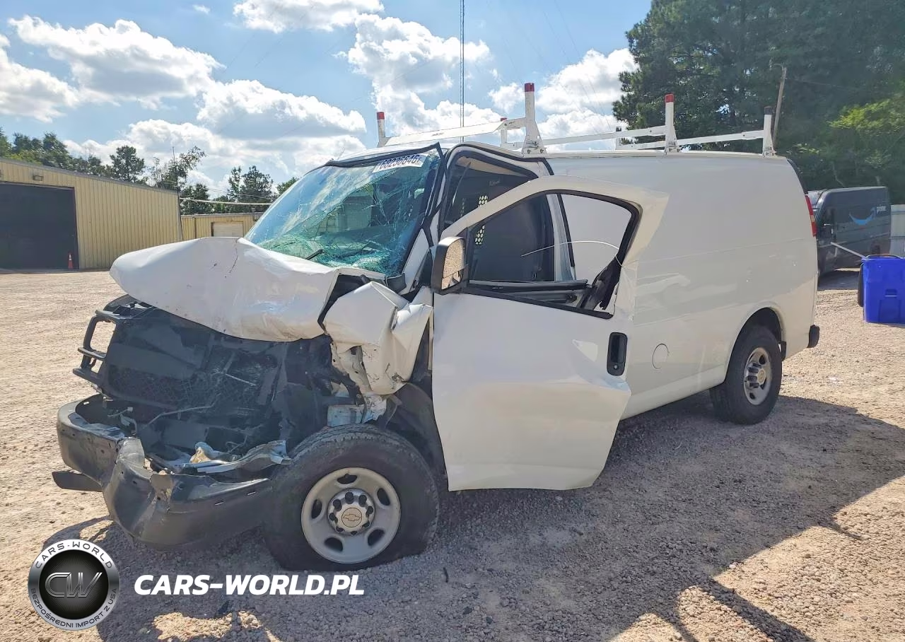 2014 Chevrolet Express G2500 VIN:1GCWGFCG3E1101049 - 1