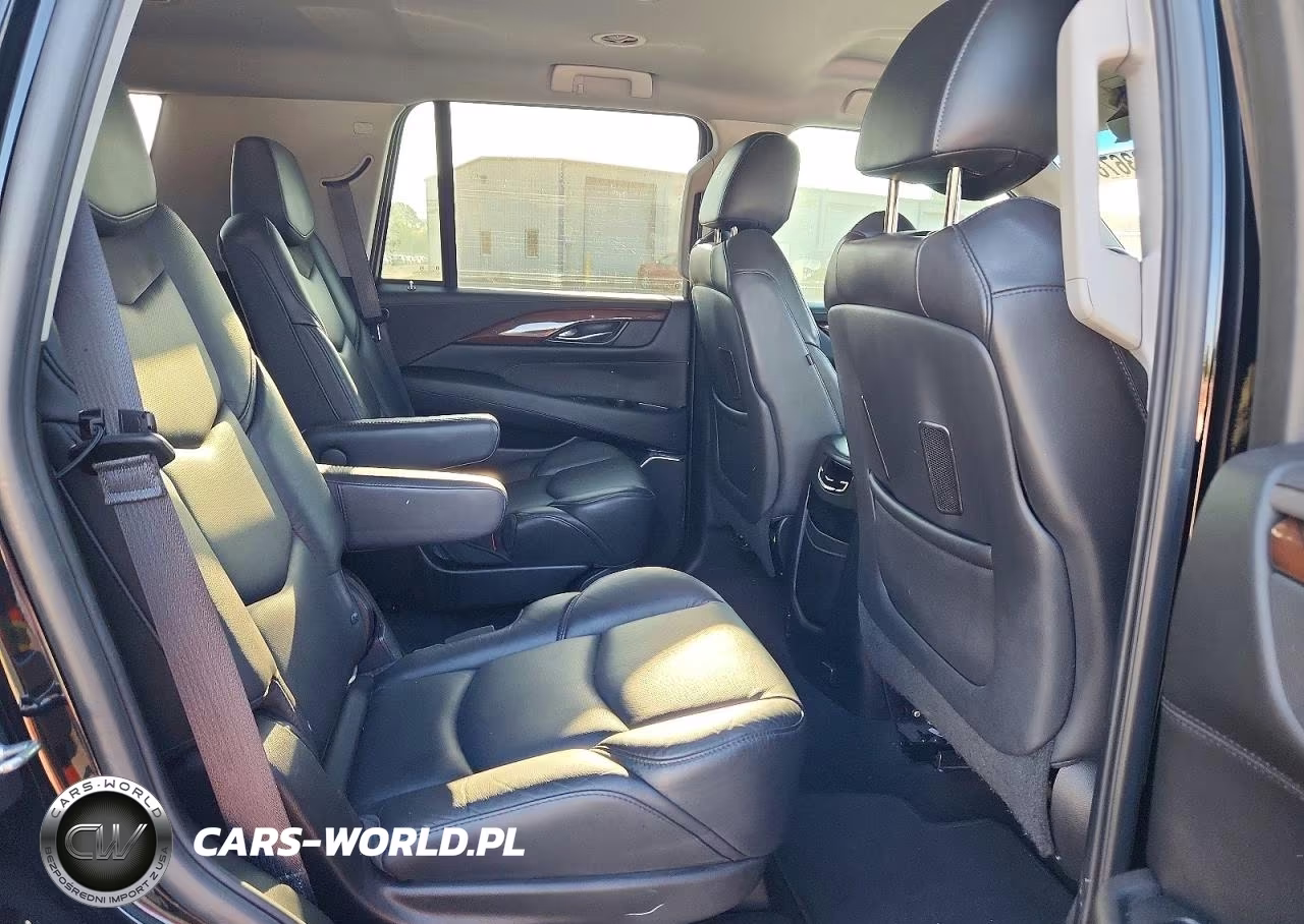 2018 Cadillac Escalade VIN:1GYS3AKJ8JR197907 - 10